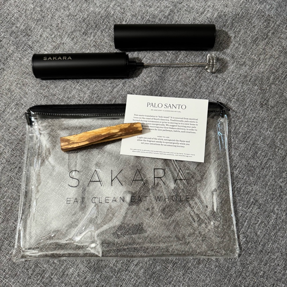 Sakara bundle: handheld milk frother, Palo Santo stick and Plastic Pouch NEW